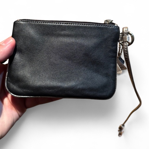 Coach - Brand New - Black and White Graffiti Poppy Wristlet - Picture 7 of 9